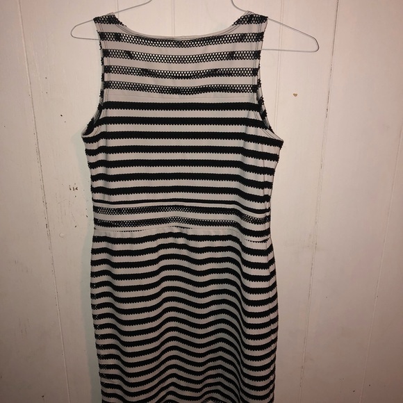 Xhilaration Dresses & Skirts - Dress Xhilaration Dresses & Skirts - Dress